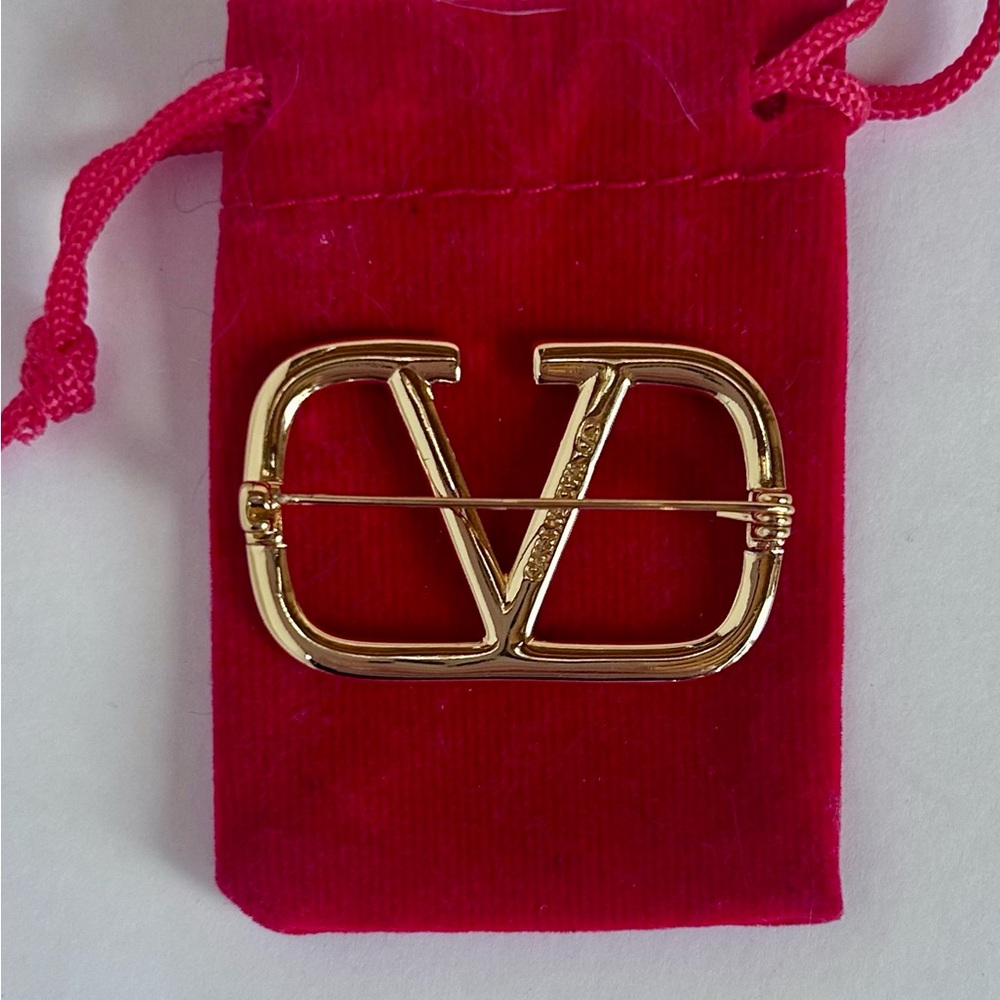 Authentic Valentino Gold Brooch - Picture 3 of 3